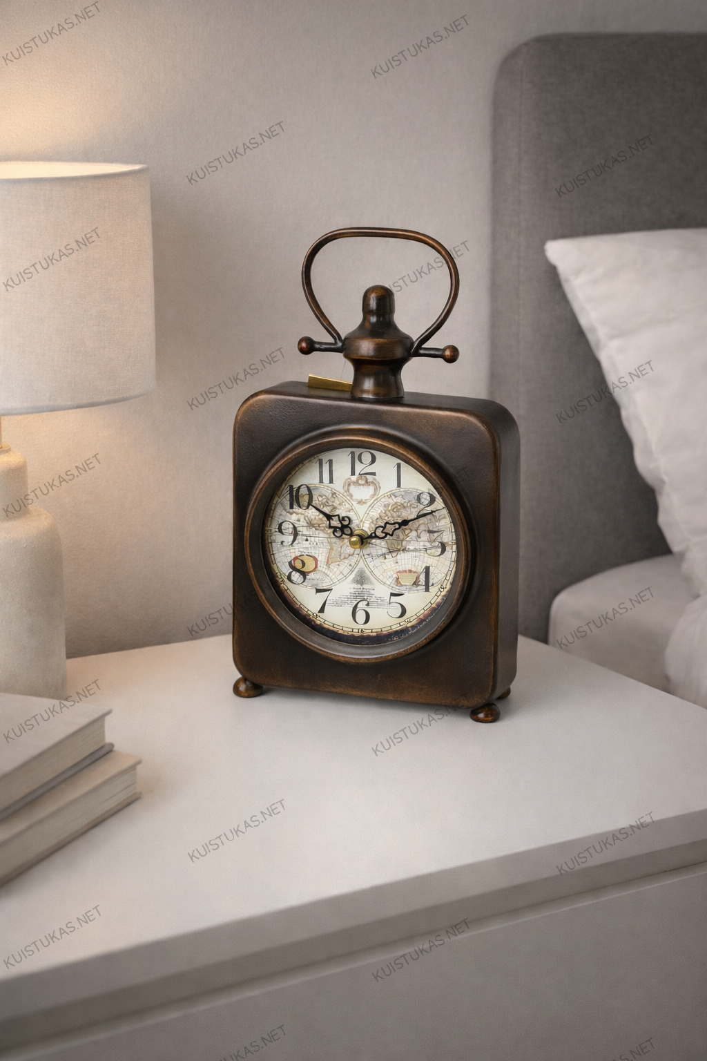 Retro laikrodis 'Pasaulio žemėlapis'