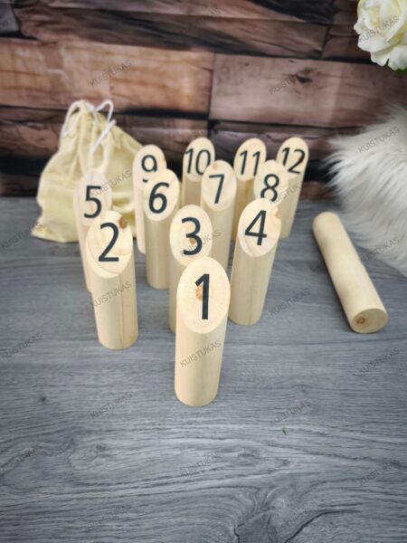 Žaidimas 'Kubb'