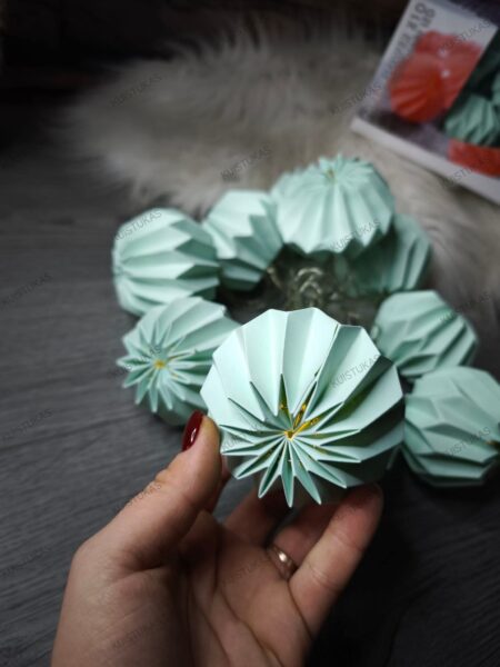 Dekoratyvinė girlianda 'Paper flower' - Vaizdas 3