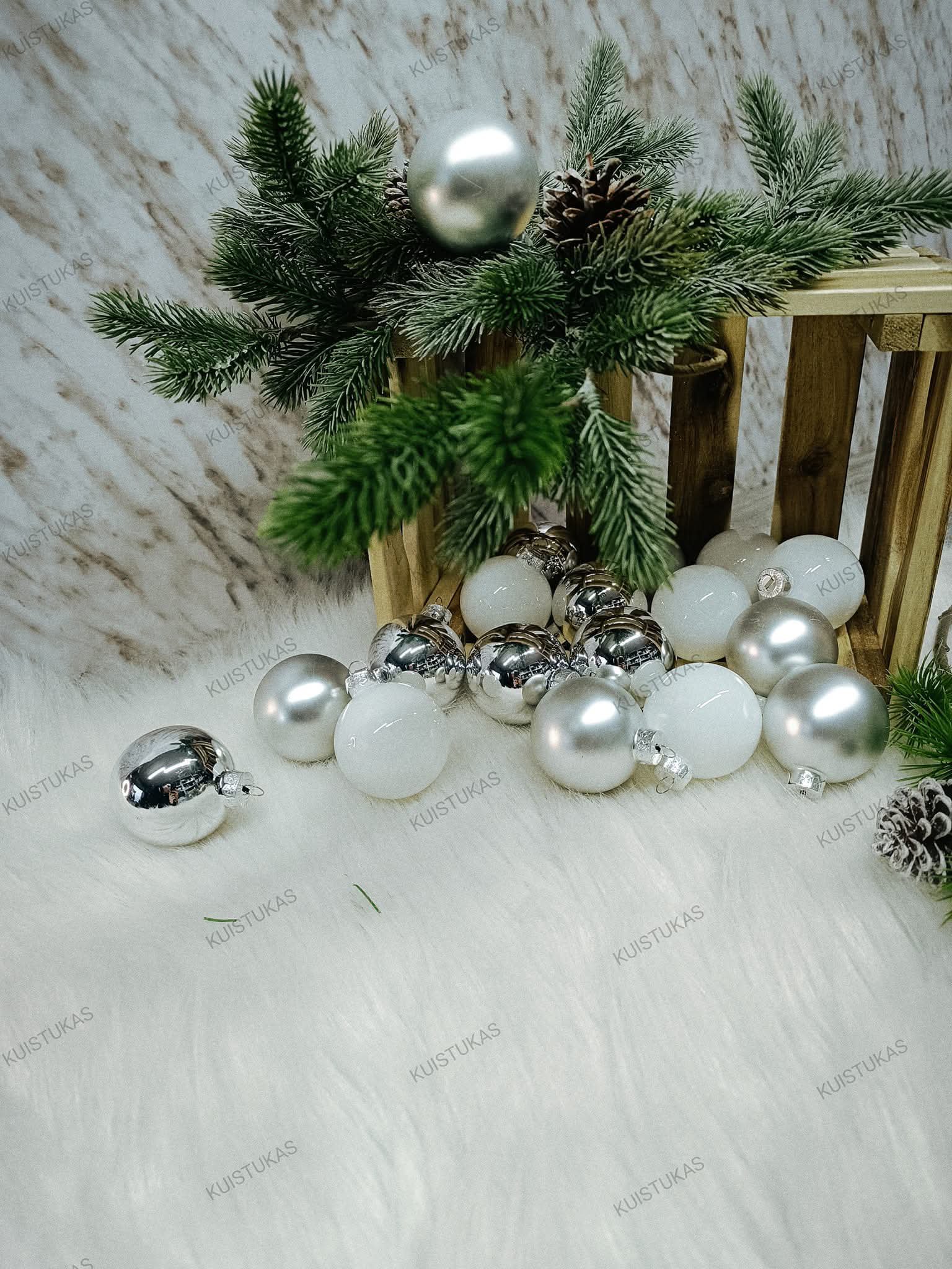 Žaisliukų komplektas 'Silver white'