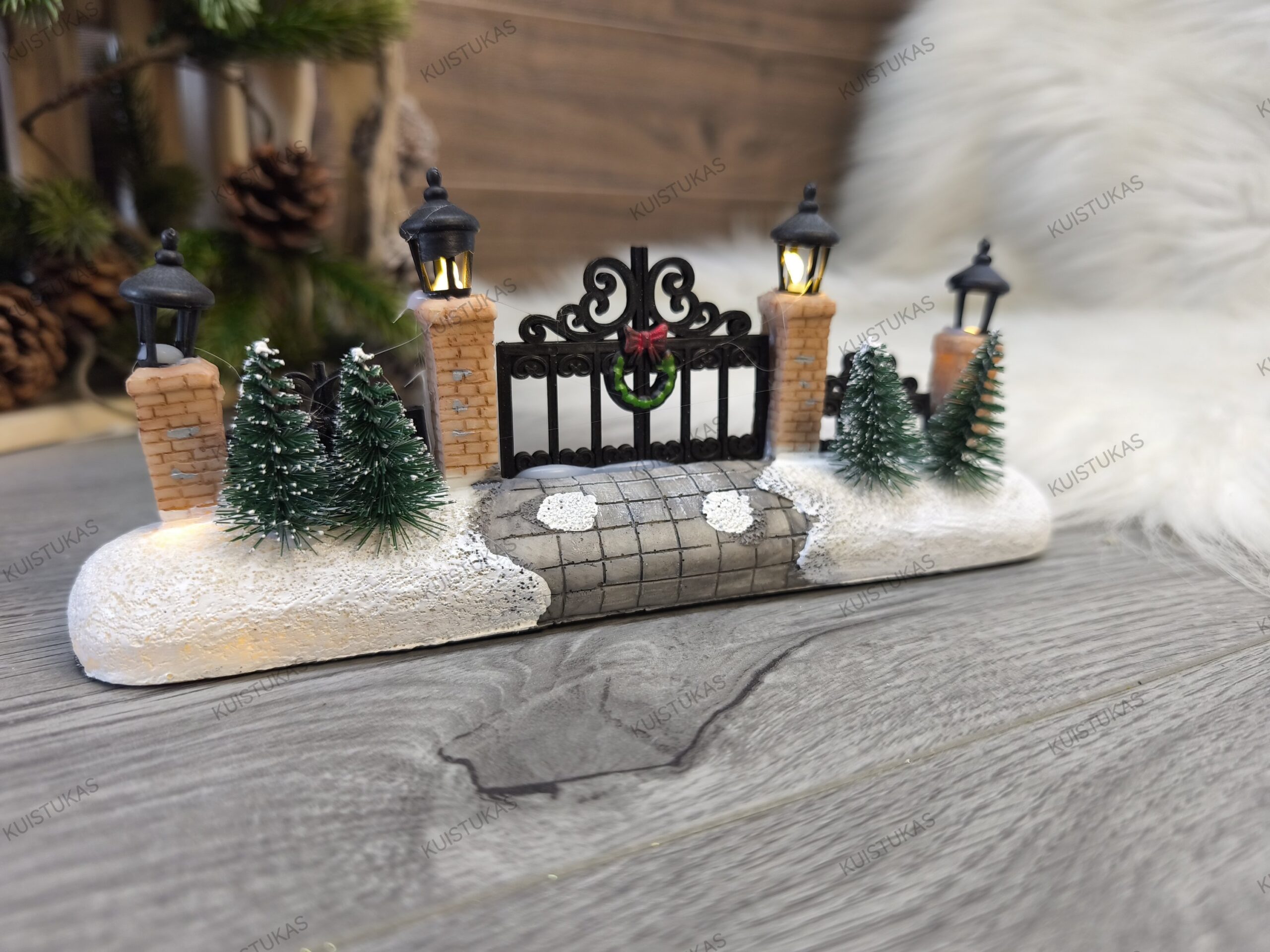 Kalėdiniai LED vartai 'Magic Village'