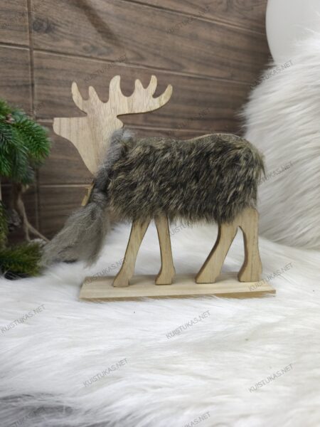 Briedžio figūrėlė 'Winter Elk'
