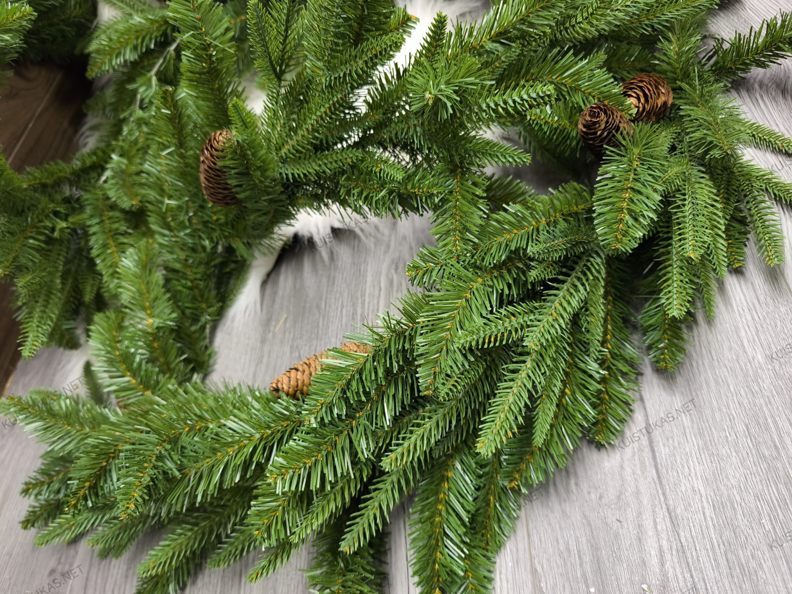 Dirbtinė eglės šaka 'Everpine' - Vaizdas 3