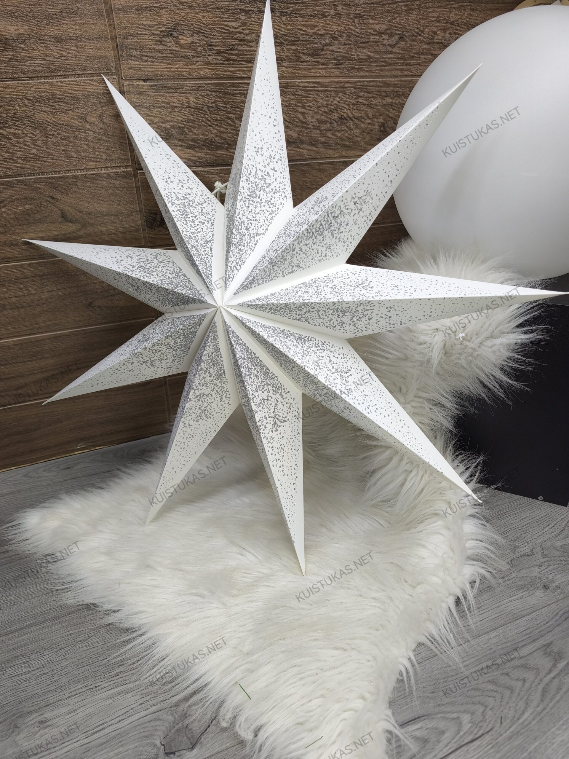 Popierinė žvaigždė 'Gnistra' - Vaizdas 3