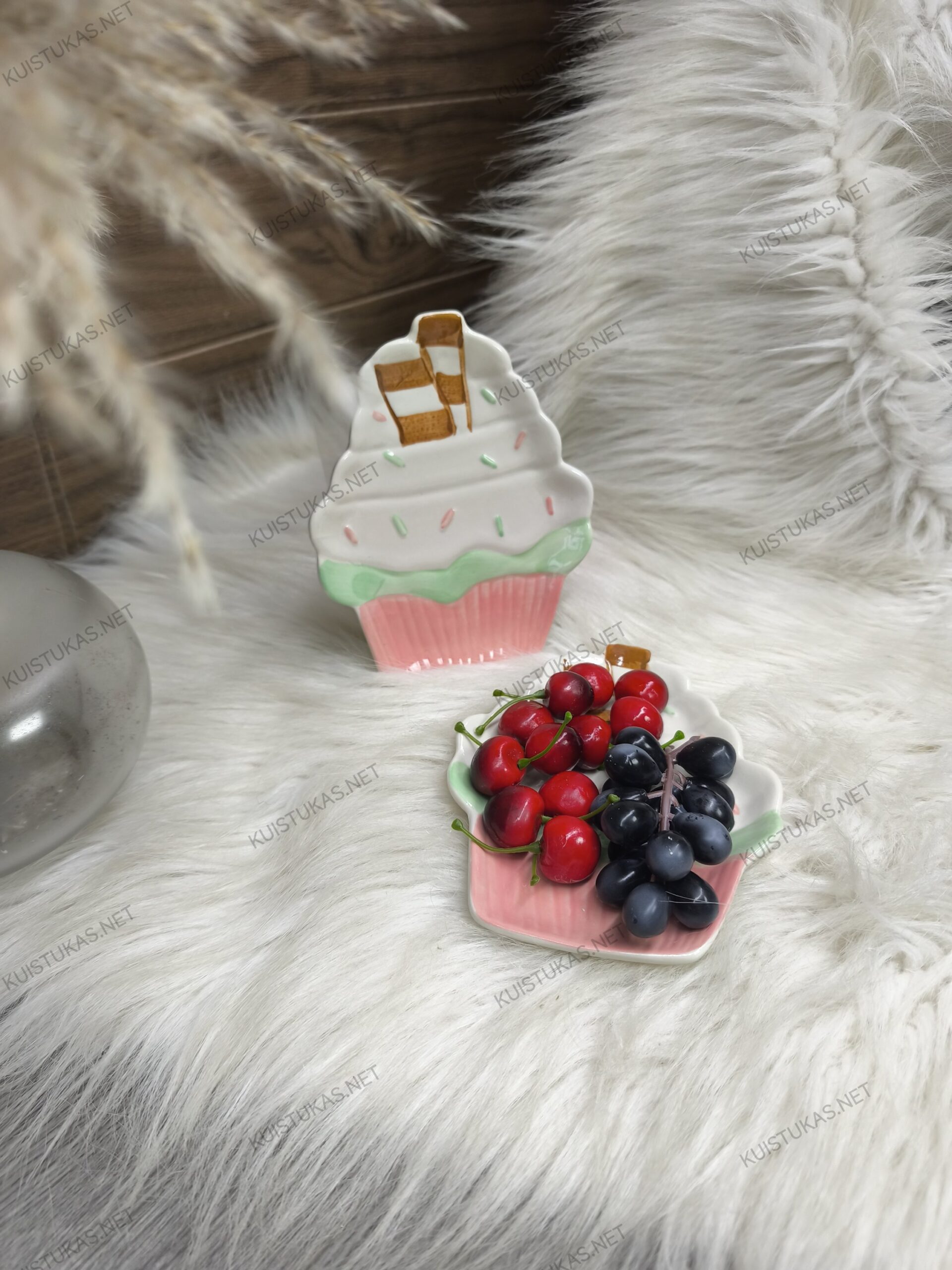 Dekoratyvinė lėkštė 'Keksiukas su lazdelėmis' - Vaizdas 2