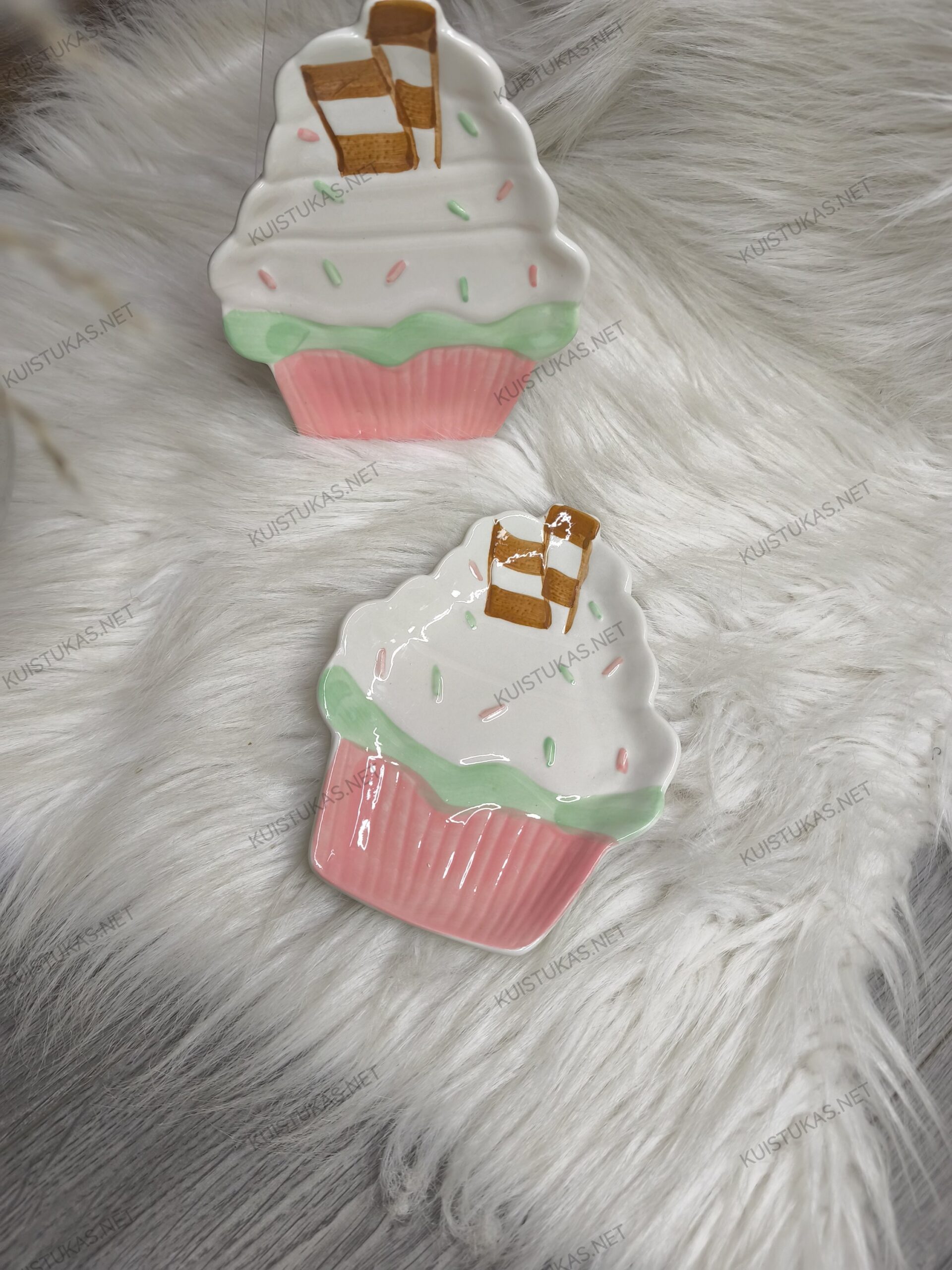 Dekoratyvinė lėkštė 'Keksiukas su lazdelėmis' - Vaizdas 4