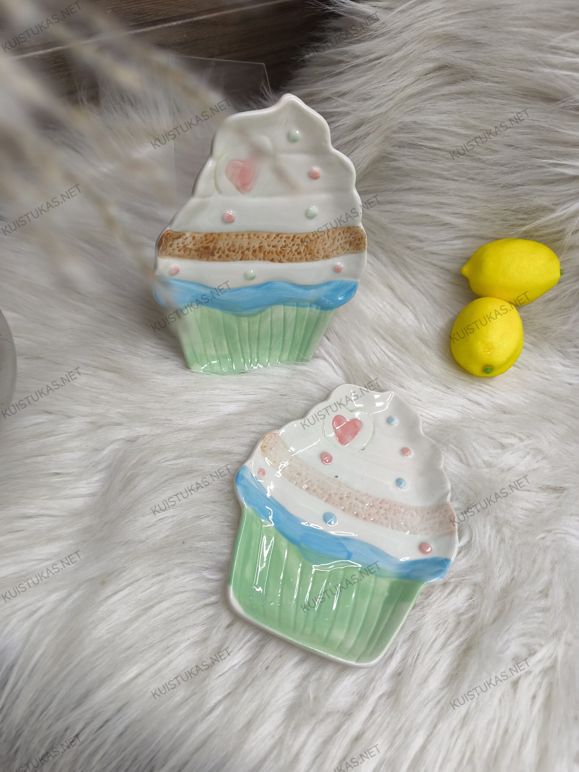 Dekoratyvinė lėkštė 'Keksiukas su širdelėmis' - Vaizdas 4