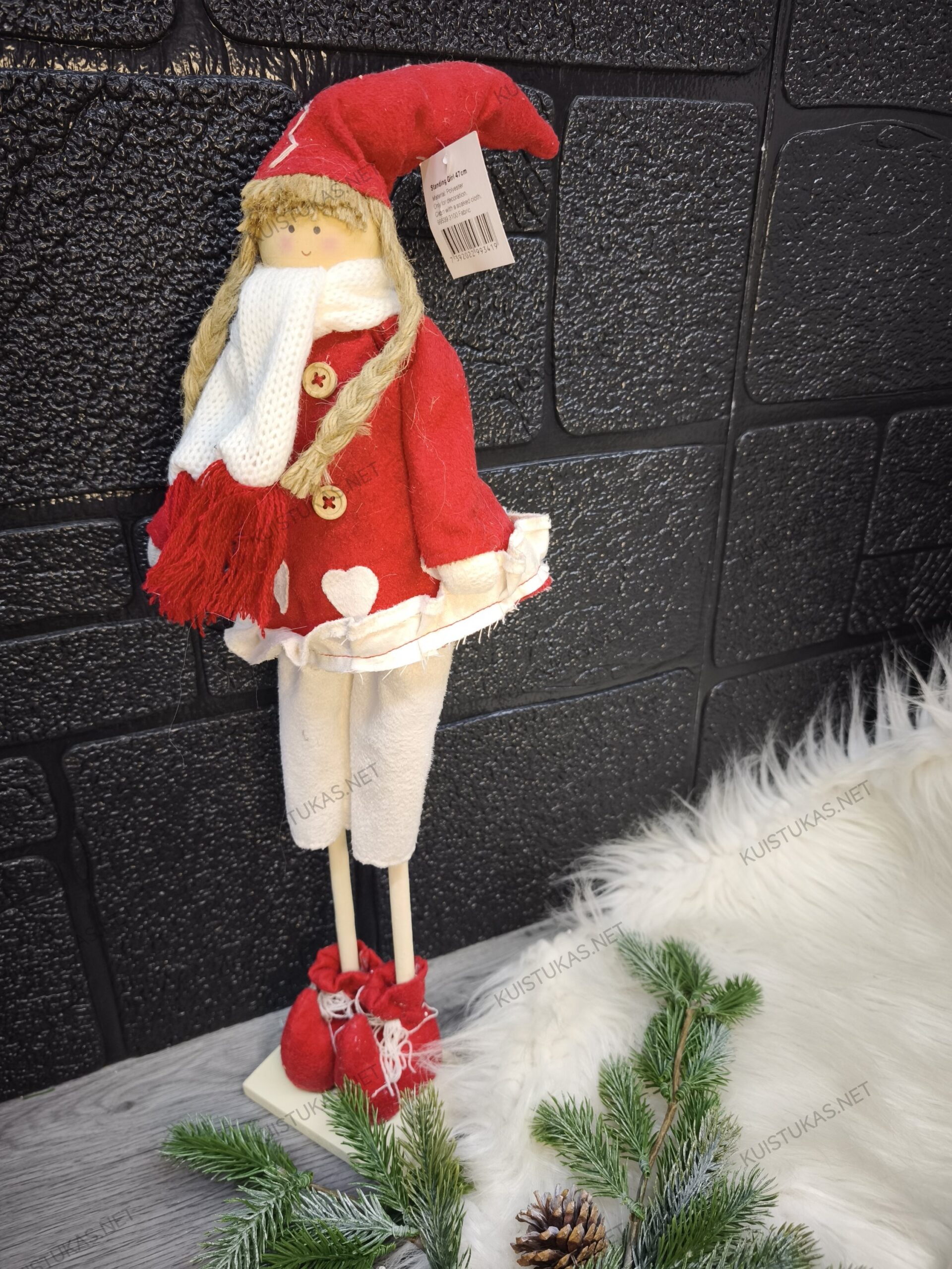 Stovinti mergaitė - Vaizdas 4