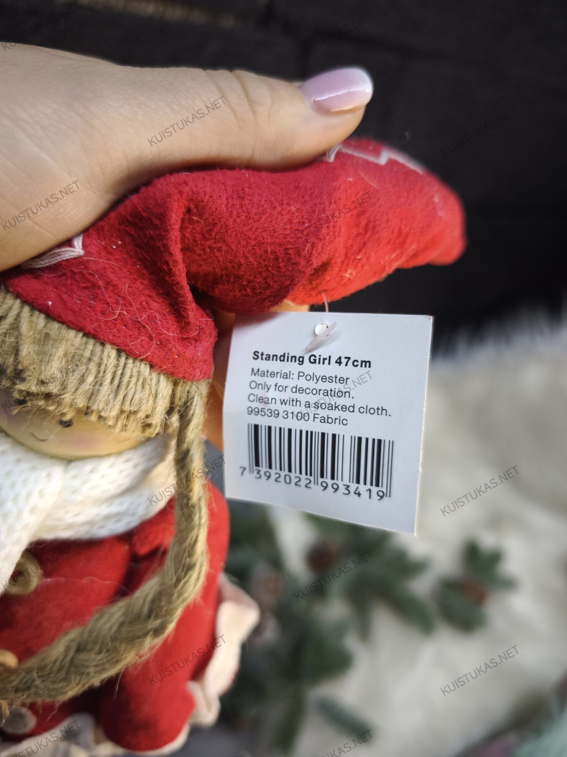 Stovinti mergaitė - Vaizdas 5