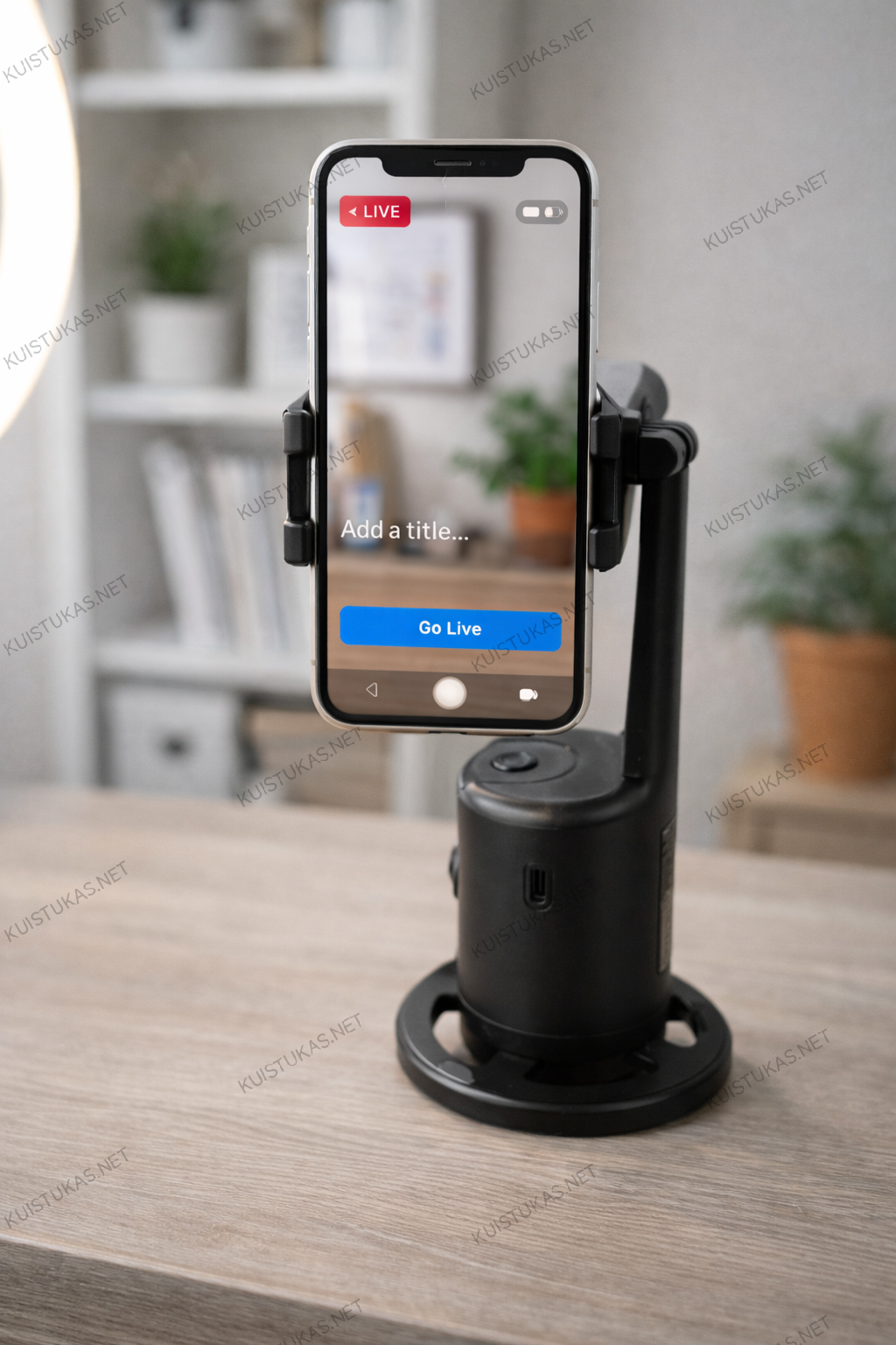Automatinis telefono laikiklis su sekimu 'AutoTrack 360'