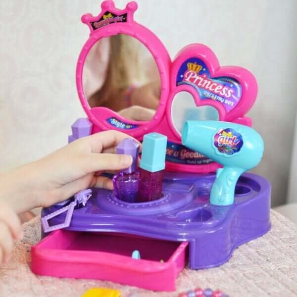 Vaikiška makiažo studija 'Princess' - Vaizdas 2