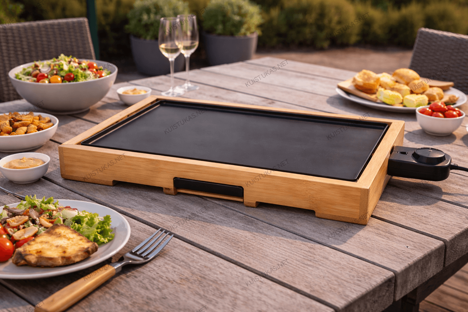 Bambukinis stalo grilis 'Tristar PD-8786' - Vaizdas 2