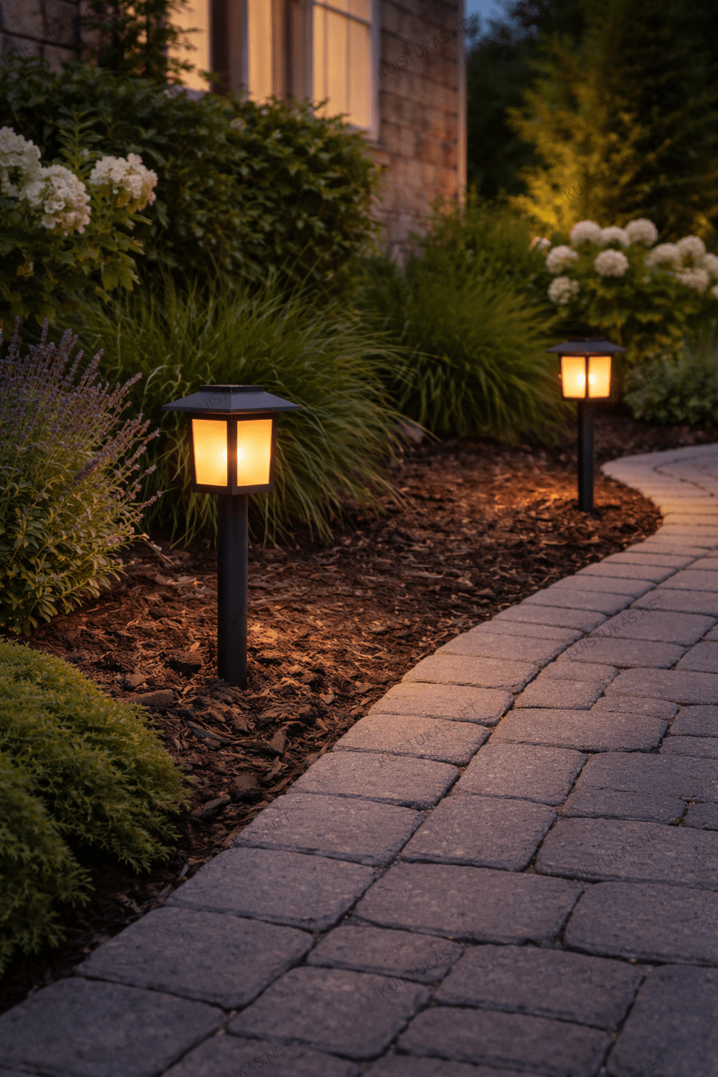 Sodo žibintai 'Flame Mini'