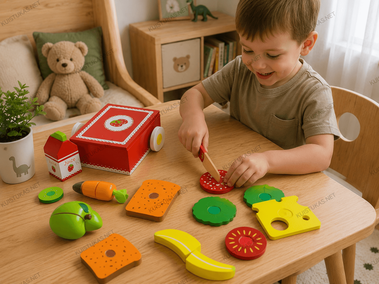 Medinė dėžutė su produktais - Vaizdas 2